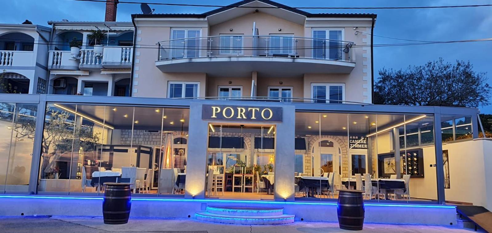 Rooms Porto Savudrija Exteriör bild